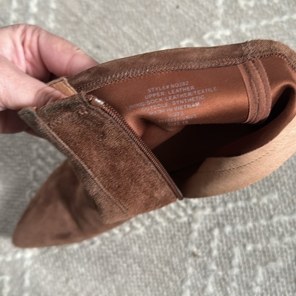 Madewell Booties - Picture 5 of 7